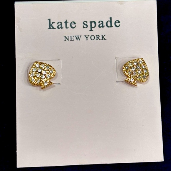 KATE SPADE NEW YORK ♠️ GOLD PAVÉ LOGO STUD EARRINGS - Picture 6 of 6